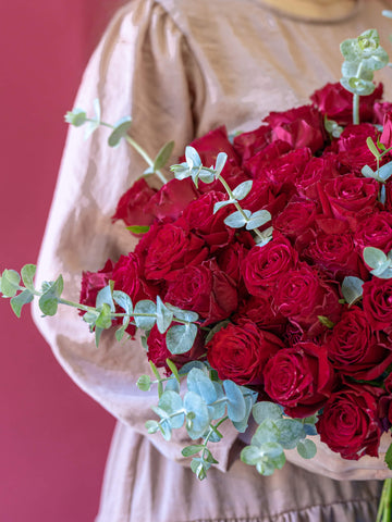 【キーフォレスト】バラの花束 50本 - レッド -