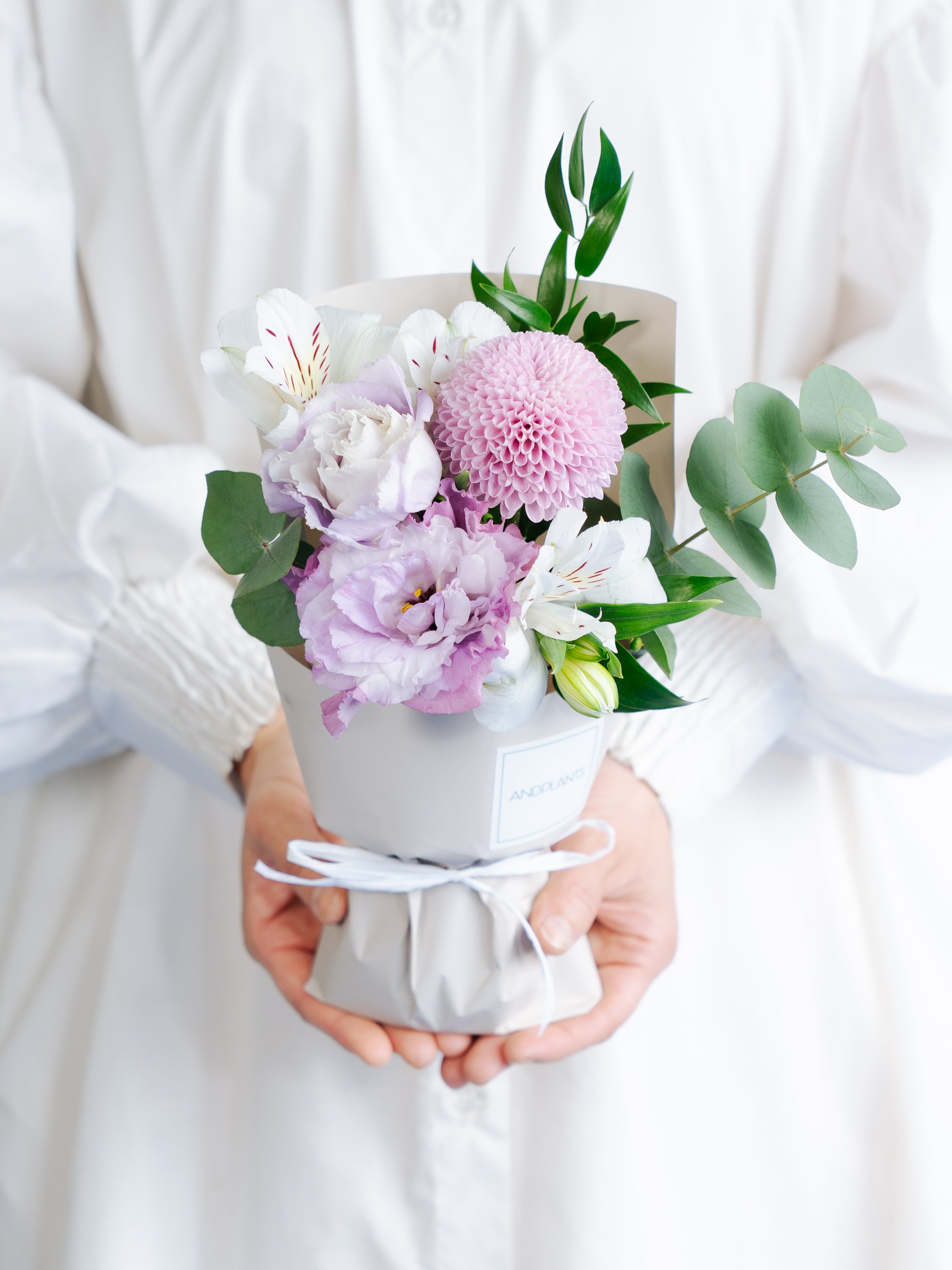 【お供え用】そのまま飾れる花束 S　- パープル -